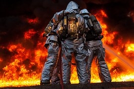 firefighters-1251098_180.jpg